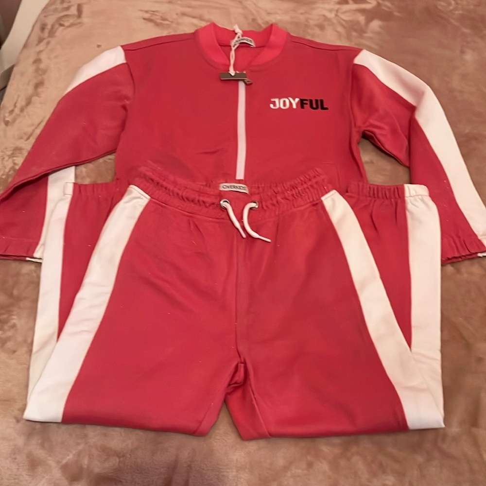 Overkids jogger set!